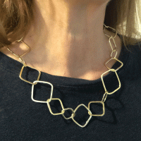 collier-écho-des-carrés-model-1