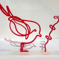 1-plexi-rouge-blanc-colombe-plexiglass-lor-laure-simoneau-oiseau-sculpture-design-serie-decoration