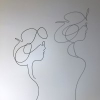 La-rose-ombre-lor-femme-laure-simoneau-sculpture-fil-de-fer-wire-art-artwork-paris-oneline-atelierlor-esthetique-geisha-fildeferiste-shadow