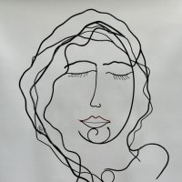 la-feme-endormie-1-laure-simoneau-sculpture-fil-de-fer-wire-artiste-femme-portrait-art-paris-poésie-couleur-rouge-LoR-fildeferiste-romantique-romance