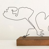 La-femme-caméléon-serie-guernica-picasso-laure-simoneau-lor-sculpture-fil-de-fer-wire-art-sculpture-artiste-espagne-guerre-paix